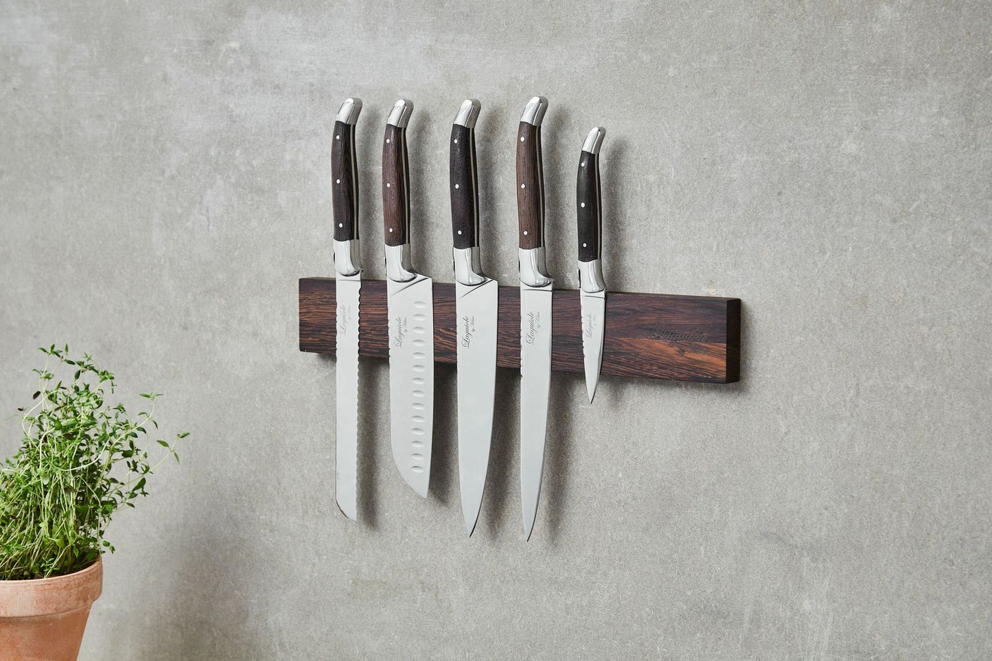 Laguiole by Hâws Chef Set 5 pcs + Wall Knife Holder Wengé
