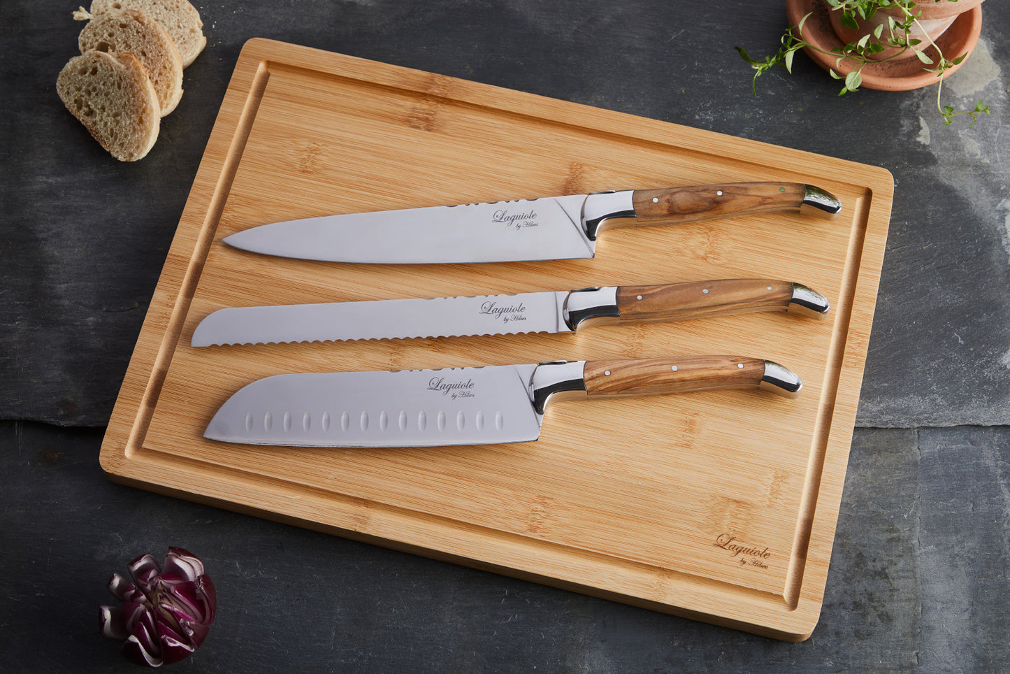 Laguiole By Hâws Chef Knife Set 3 Pcs + Bamboo Cutting Board Olive